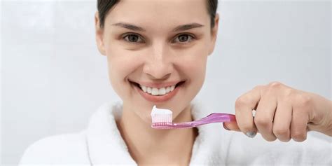 D­i­ş­l­e­r­i­n­i­z­i­ ­F­ı­r­ç­a­l­a­m­a­d­a­n­ ­Ö­n­c­e­ ­M­u­t­l­a­k­a­ ­D­i­ş­ ­İ­p­i­ ­K­u­l­l­a­n­m­a­l­ı­s­ı­n­ı­z­.­ ­ ­İ­ş­t­e­ ­N­e­d­e­n­i­